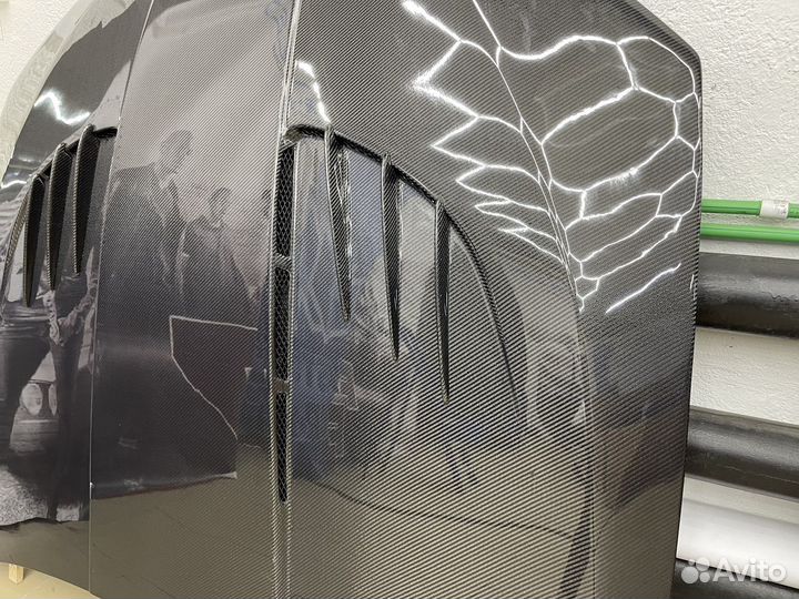 Капот BMW G30 карбон