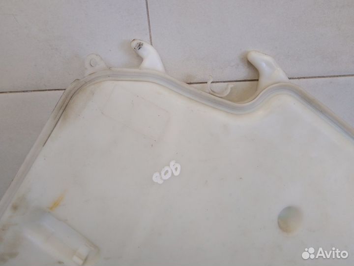 Бачок омывателя лобового стекла X1 E84 2009