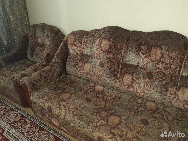 Диван с креслами