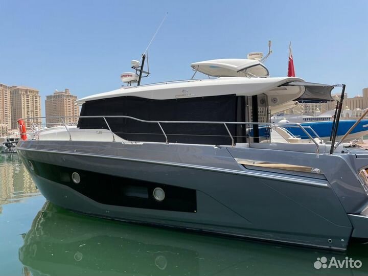 Яхта Моторная Cranchi Т36