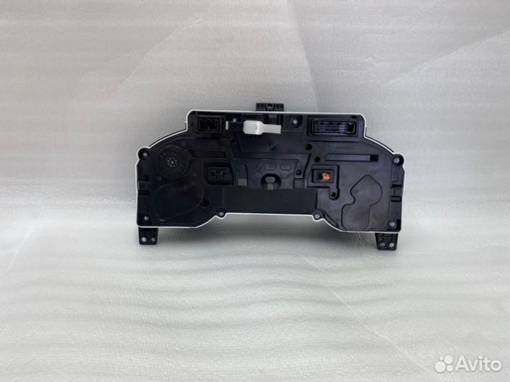 Щиток приборов Toyota Camry V70/V75 2018-2023