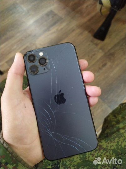 iPhone 11 Pro, 64 ГБ