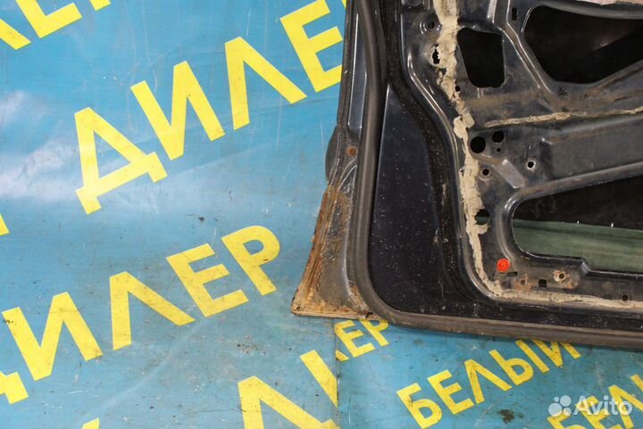 Передняя дверь Mercedes-Benz W210