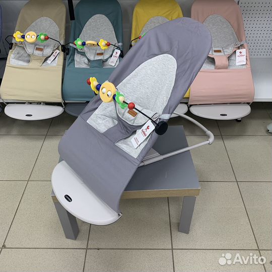 Шезлонг для новорожденных Luxmom (серый)