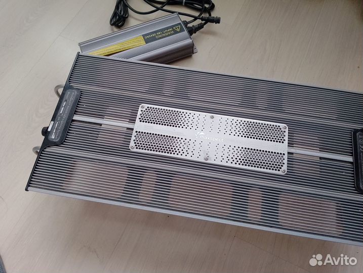 Светильник для морского аквариума Maxspect Razor 1