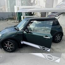 MINI Cooper 1.6 CVT, 2003, 250 000 км, с пробегом, цена 590 000 руб.