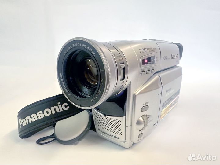 Видеокамеру Panasonic nv-vz14en