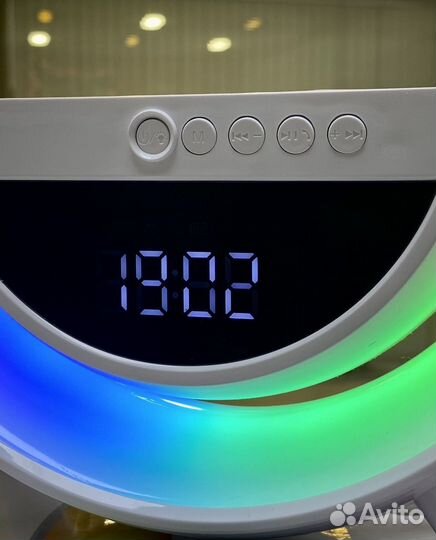 Ночник колонка с беспроводной зарядкой