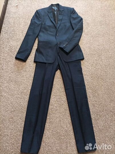 Школьный костюм