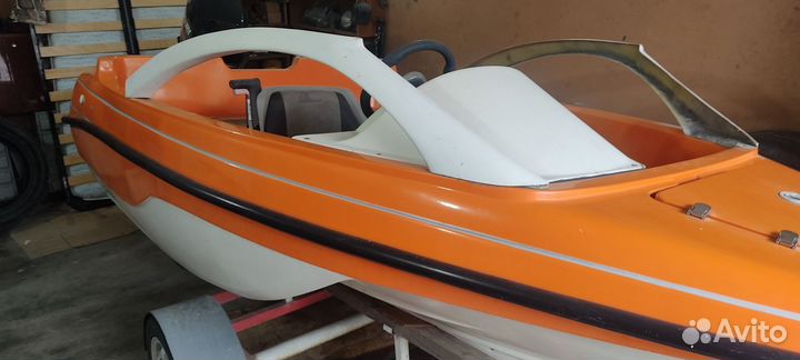 Моторная лодка