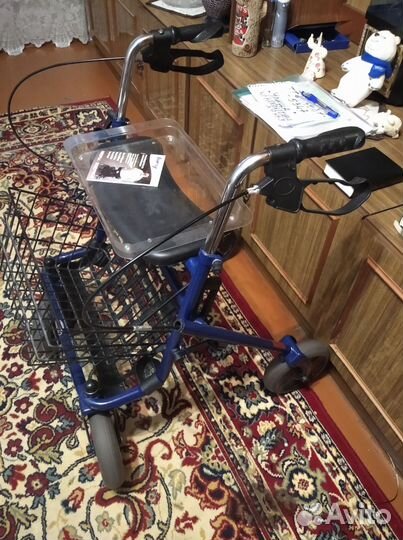 Ходунки для взрослых с сидением