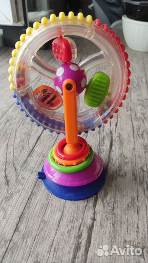 Игрушка на присоске