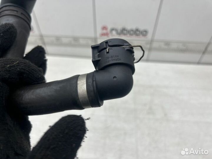 Патрубок охлаждения Land Rover Range Rover L322