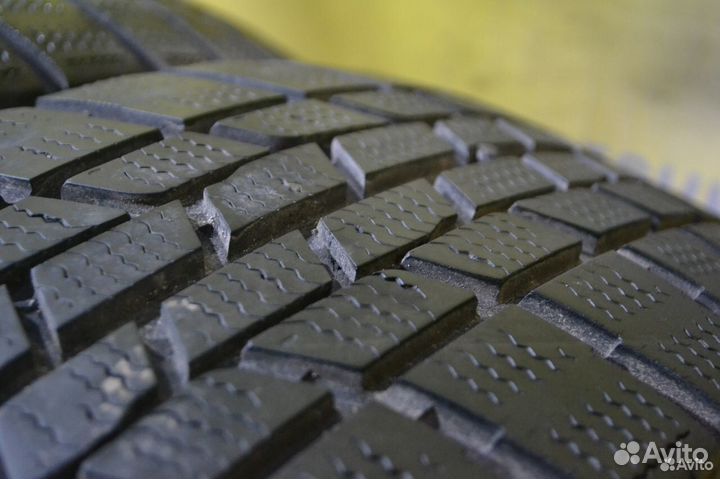 Goodyear Ice Navi 6 205/60 R16