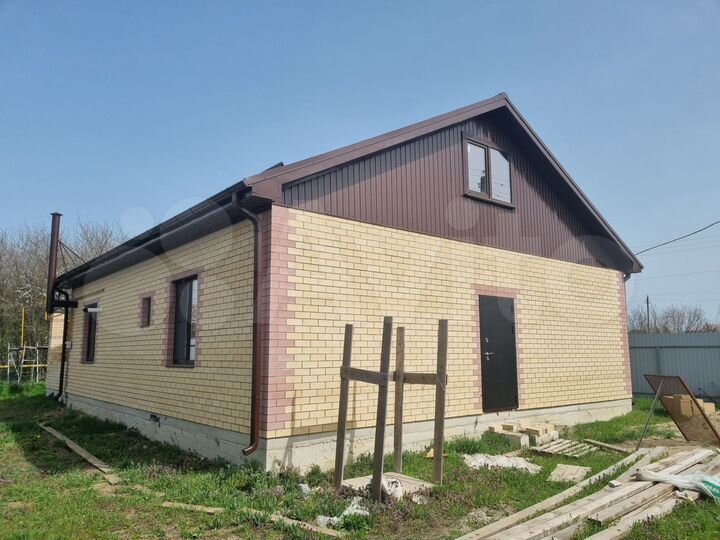 Дом 105 м² на участке 5 сот.