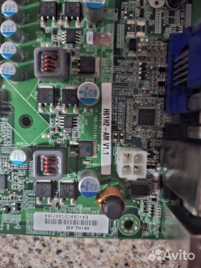 Материнская плата