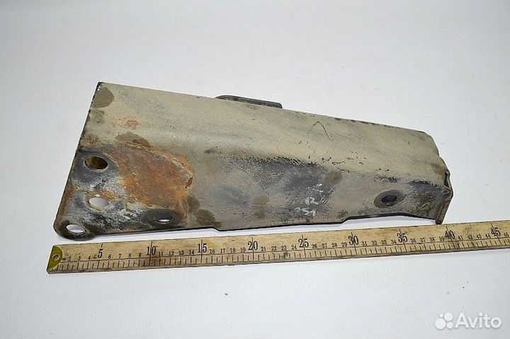 Кронштейн замка кабины volvo FH (01.05)