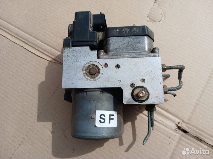 Блок ABS Kia Magentis 1