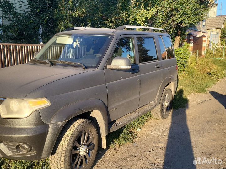 УАЗ Patriot 2.7 МТ, 2015, 107 000 км