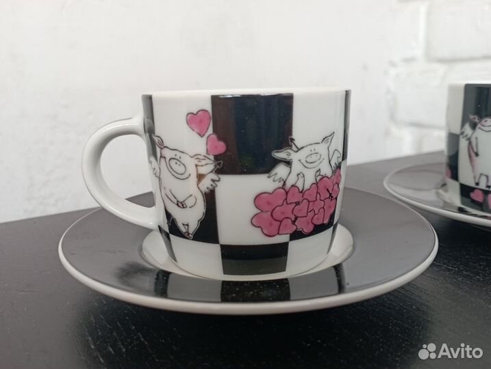 Набор кофейных чашек подарочный