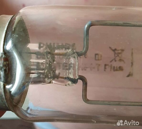 Лампа-светильник для гаража (дачи)