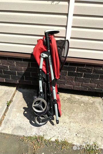 Прогулочная коляска peg perego si