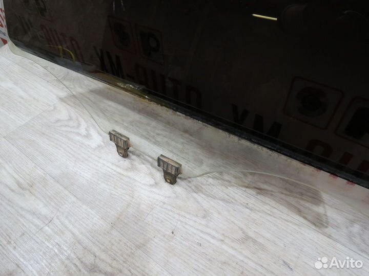 Стекло заднее левое Hyundai Solaris 2