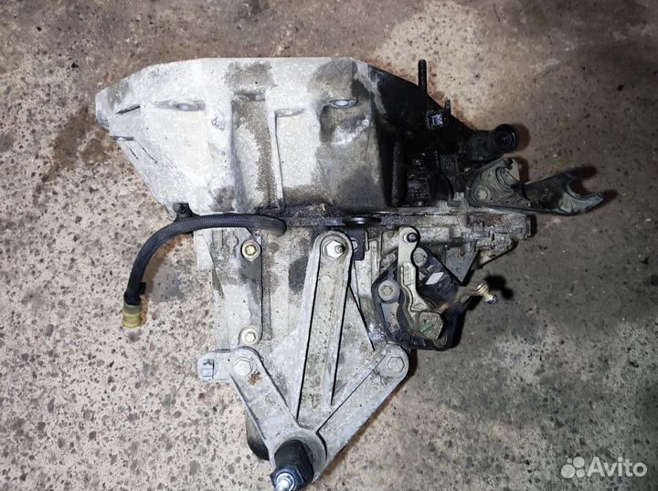 Кпп механическая (МКПП), Dacia Logan 2006