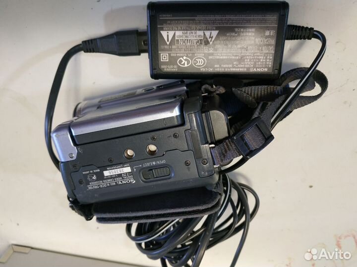 Видео камера Sony DCR-TRV19E