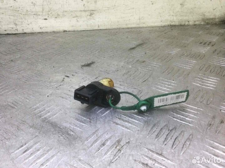Датчик распредвала Hyundai Getz 3935022600 G4ed