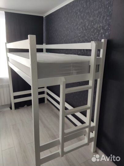 Кровать чердак новая