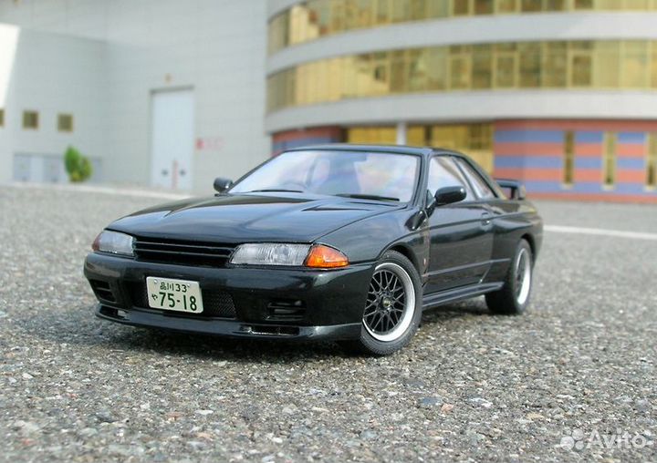Сборная модель Nissan Skyline GT-R r32