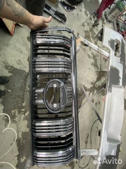 Решетка радиатора Toyota prado 150