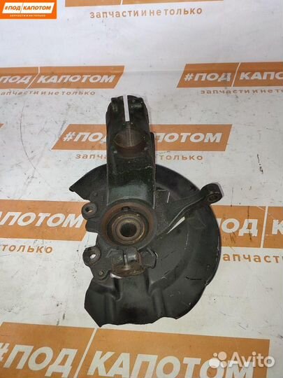 Кулак передний правый Ford Kuga 2 рест. 2017