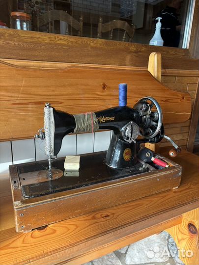Швейная машинка