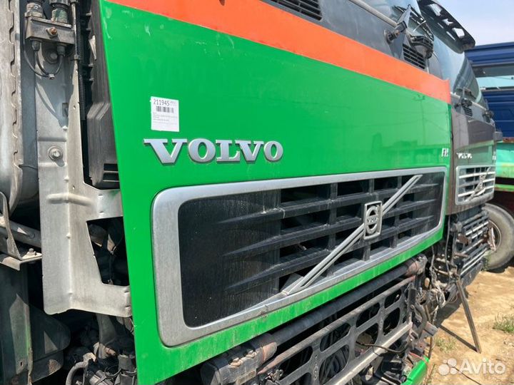 Капот Volvo Fh12 globetrotter D12F430 2006