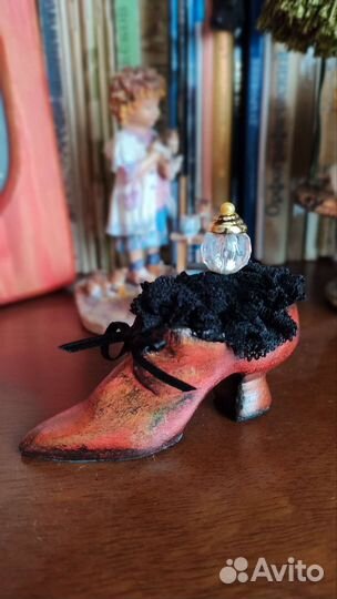 Туфелька-игольница