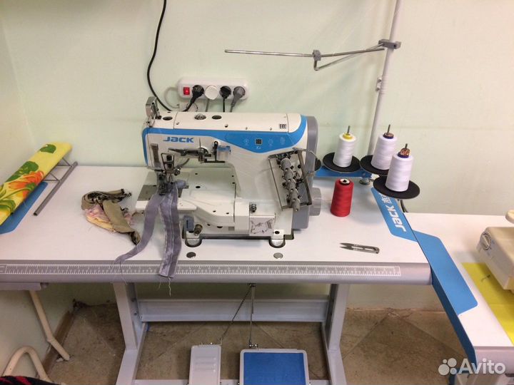 Распошивальная машина с плоской платформой