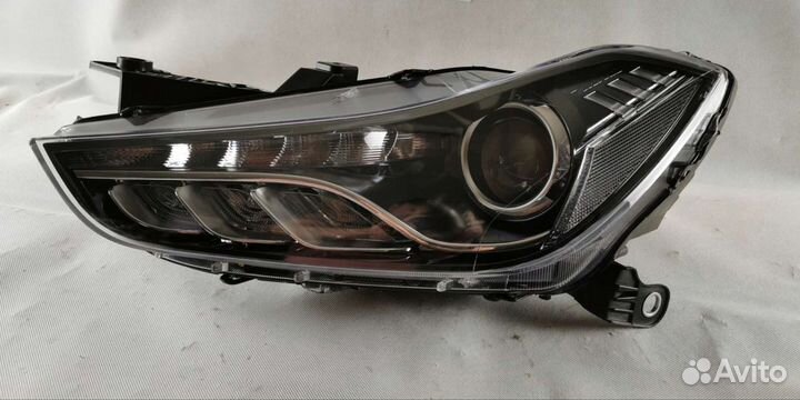 Фара левая ксенон адаптив Maserati Ghibli