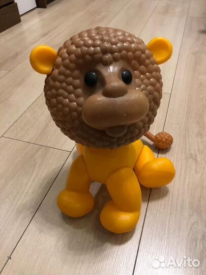 Лев пластмассовый игрушка СССР