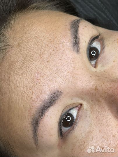 Микроблейдинг бровей