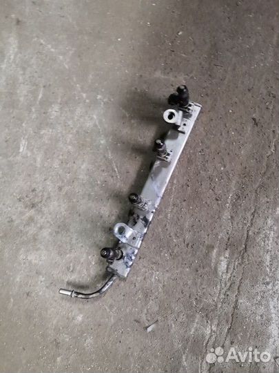 Рейка топливная (рампа) с форсунками