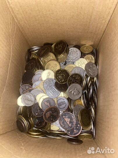 Монеты из магнита