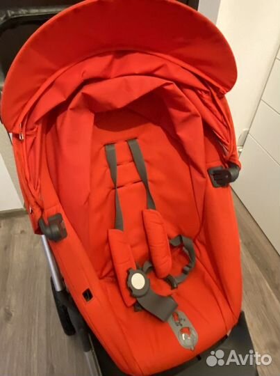 Коляска Stokke Scoot V2