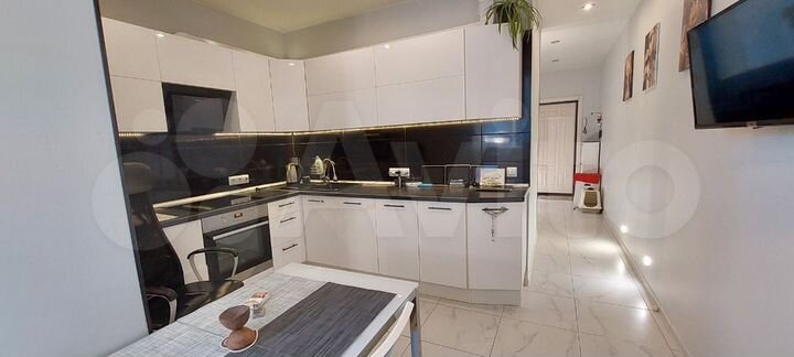 1-к. квартира, 42 м², 9/17 эт.