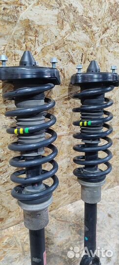 Стойки передние Mercedes Benz W211 272