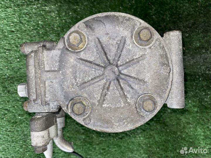 Компрессор кондиционера 4D68 Mitsubishi Libero CB8
