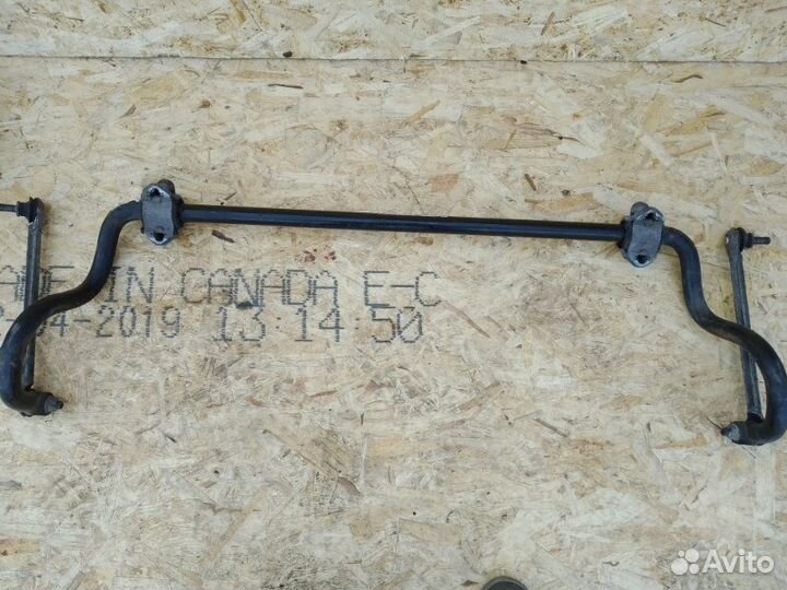 Стабилизатор передний Mercedes-Benz C300 4Matic