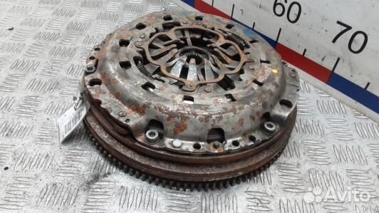 Маховик демпферный бензиновый audi A6 C6 (OSE15TI0