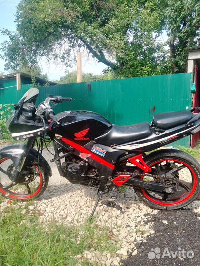 Продам мотоцикл stels sb 200